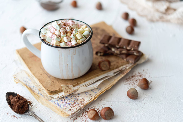 Chocolate quente com marshmallows - Foto, Imagem
