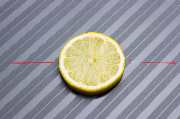 Fatias de limão
 - Foto, Imagem