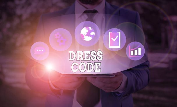 Tekst schrijven Kleding Code. Bedrijfsconcept voor een aanvaarde kledingwijze voor een bepaalde gelegenheid of groep. - Foto, afbeelding