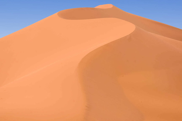 Wydmy piaskowe w Libii - Zdjęcie, obraz