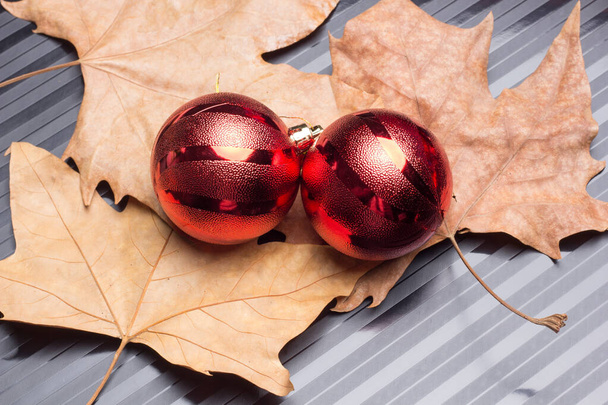 Bolas decorativas de Navidad
 - Foto, imagen