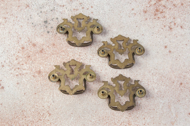 Antik fém fiók húzó gombok - Fotó, kép