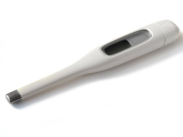 Witte elektronische thermometer geïsoleerd op witte achtergrond. e - Foto, afbeelding