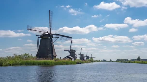 Time lapse video of blue sky city and windmills landmark in Kinderdijk, Netherlands. - Footage, Video