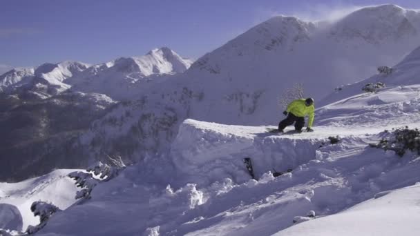 Snowboarder ugrás - Felvétel, videó