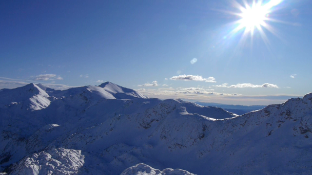 Napsütéses téli-hegység - Felvétel, videó