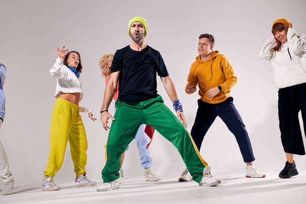 Handsome hiphopper in green pants - Photo, Image