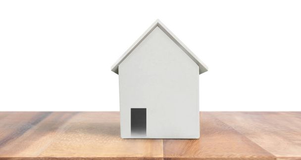 Dom Model na drewnianej przestrzeni.Dom, Mieszkanie i Nieruchomości c - Zdjęcie, obraz