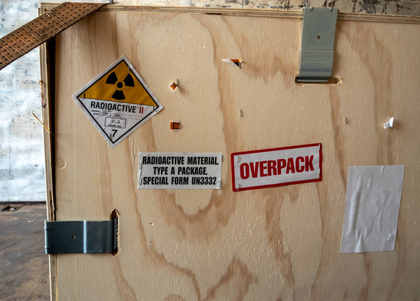 Radiation warning sign transport label Class 7 on the Dangerous goods - Photo, Image