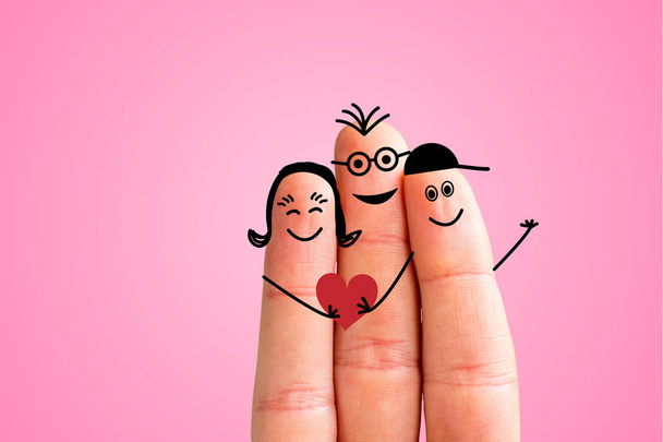 Koncept rodiny prstů: Radostný úsměv rodiny prstů. Růžový backgr - Fotografie, Obrázek