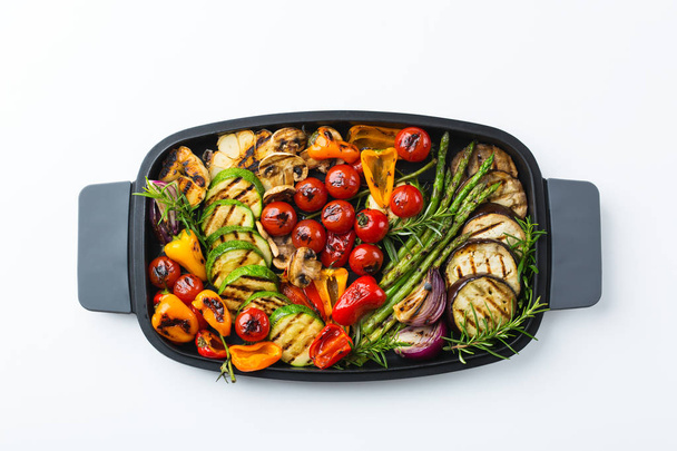 Saisonnière summer grilled vegetables in a pan
 - Photo, image