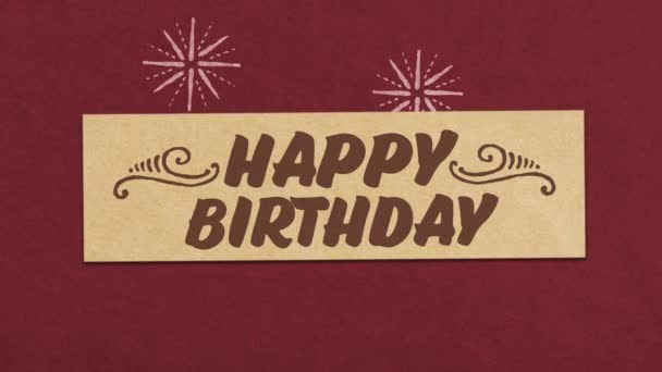 Tarjeta de felicitación de feliz cumpleaños sobre fondo texturizado de papel rojo. Ideal para su proyecto relacionado con el cumpleaños. Animación 4K de alta calidad sin costuras
 - Metraje, vídeo