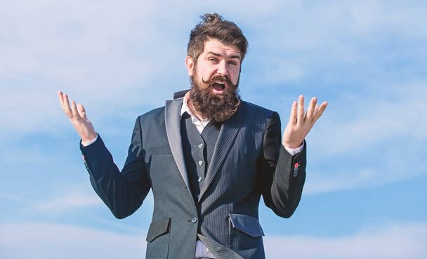 Bearded man. Mature hipster with beard. brutal caucasian hipster with moustache. Future success. Agile business. Confident businessman. startup business. formal fashion. Businessman against the sky - Fotografie, Obrázek