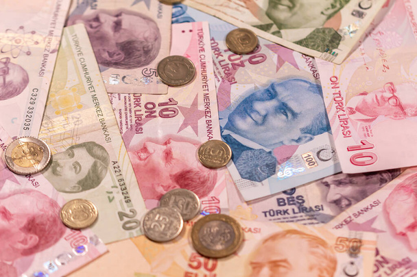 Турецкая лира TL. Проверить банкноты и монеты
 - Фото, изображение
