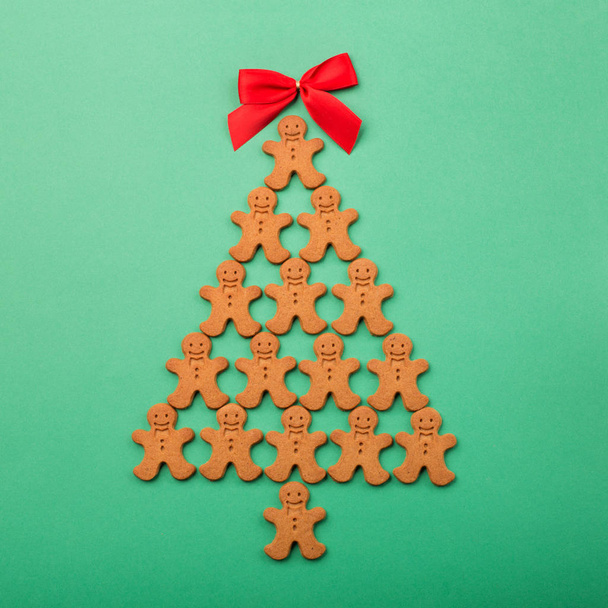Traditional christmas homemade gingerbread cookies - Photo, Image