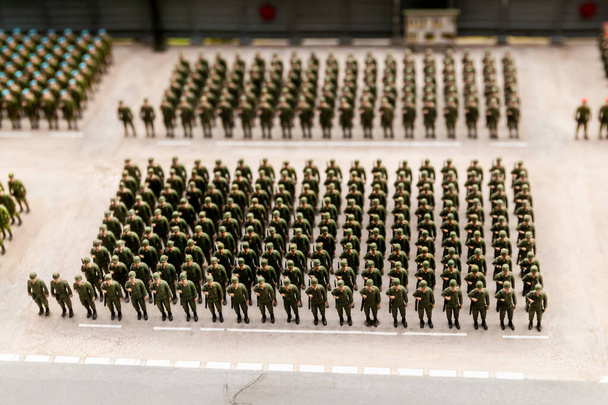 composition of many toy soldiers - 写真・画像