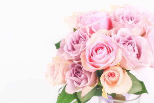 bouquet of delicate roses on a white background - Fotoğraf, Görsel