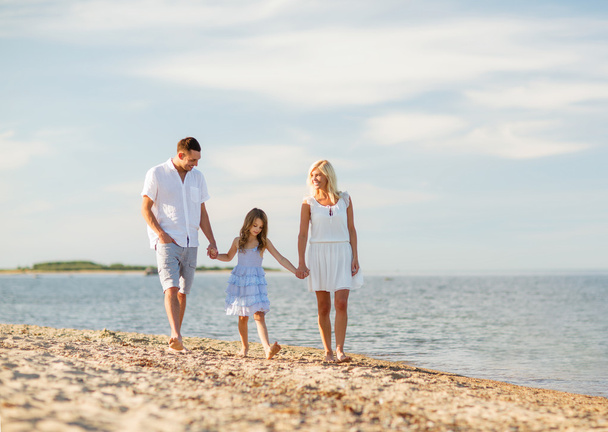Happy family at the seaside - Fotografie, Obrázek