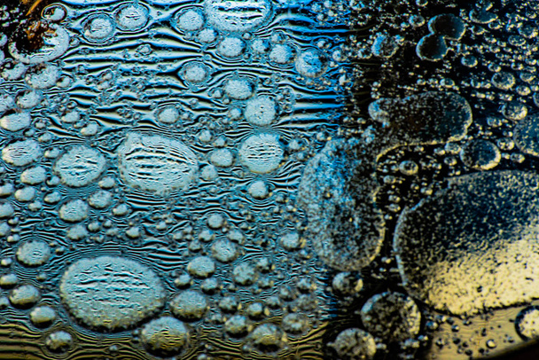 Jogando luz, água e óleo
 - Foto, Imagem