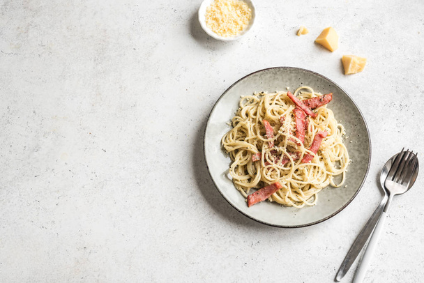 Spaghetti Carbonara - Фото, изображение