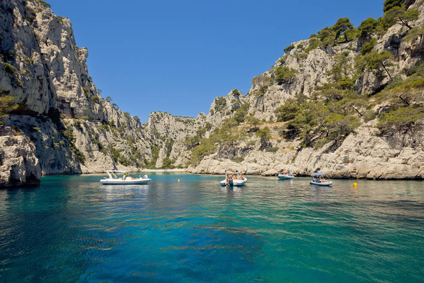 The famous Calanques national park of Cassis near Marseille in S - Foto, imagen