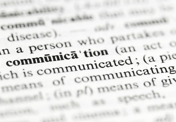 Avvicinamento della parola "comunicazione" e sua definizione nel dizionario
 - Foto, immagini