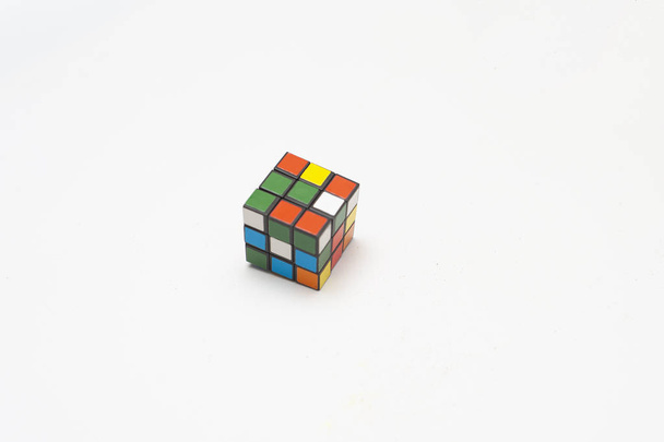Kleiner Rubik-Würfel - Foto, Bild