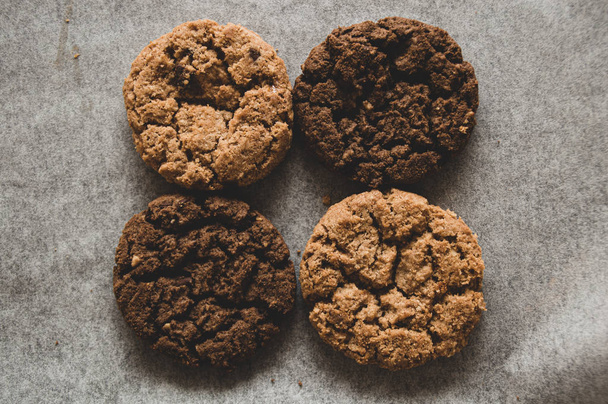 domácí ovesné sušenky s lískovými ořechy - Fotografie, Obrázek