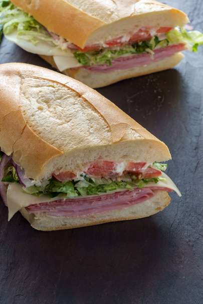 イタリアで補助的なサンドイッチ - 写真・画像