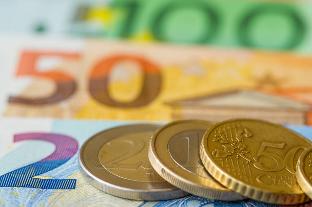 Monedas de hierro euro
  - Foto, Imagen
