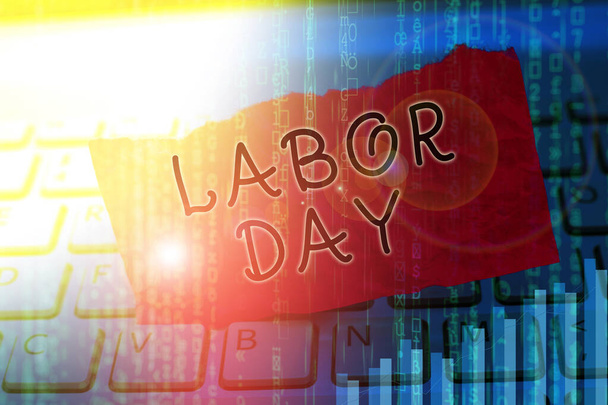 Sana kirjoittaa tekstiä Labor Day. Liiketoimintakonsepti vuosittaiselle lomalle työntekijöiden saavutusten juhlistamiseksi
. - Valokuva, kuva