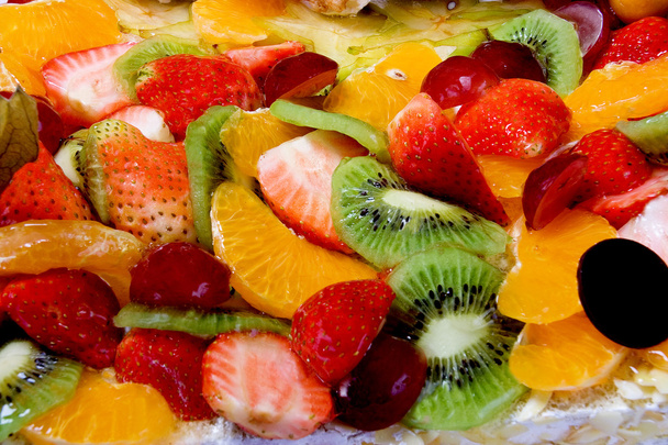 Dessert from fresh fruits and berries - Fotografie, Obrázek