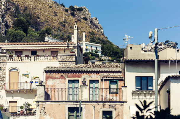 Travel to Italy -  historical street of Taormina, Catania, Sicil - Φωτογραφία, εικόνα