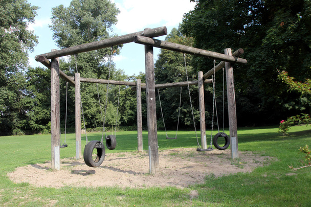 dětské hřiště swing - Fotografie, Obrázek