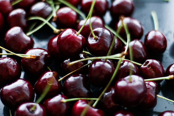 Fresh sweet cherries, juicy cherry berries fruit dessert as heal - Fotoğraf, Görsel