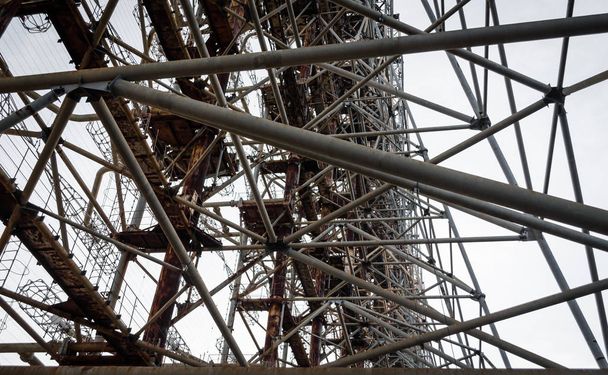 old secret army soviet radar in Chernobyl  - Foto, immagini