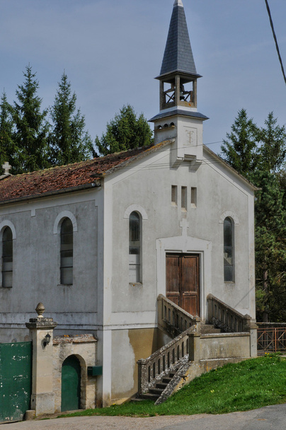 Francja, stary kościół z vienne pl arthies - Zdjęcie, obraz