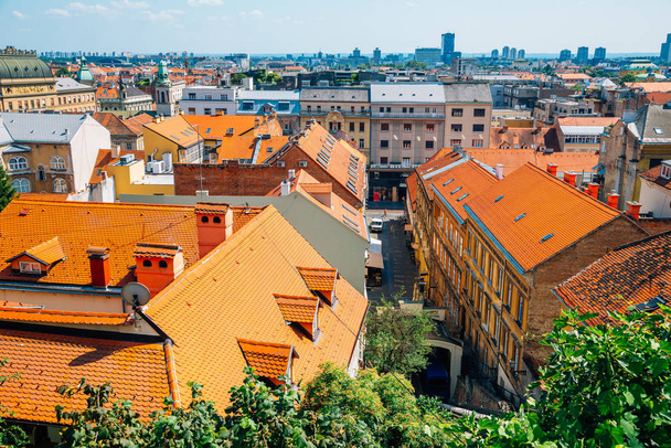 Zagreb şehir manzarası, Ilica ana caddesi ve Zagreb, Hırvatistan 'da füniküler - Fotoğraf, Görsel