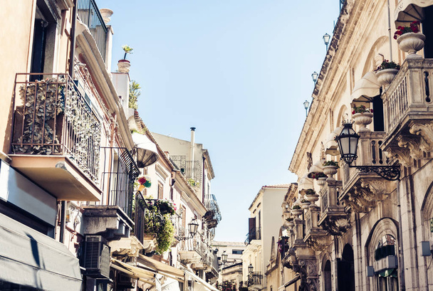 Beautiful cityscape of Italy, historical street of Taormina, Sic - Photo, Image