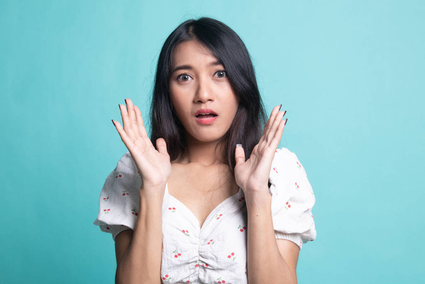 Shocked young Asian woman. - 写真・画像
