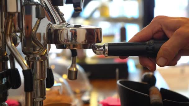 Close Up Of Barista Making Coffee In Coffee Machine - Video, Çekim