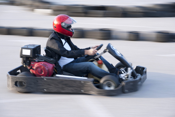 Carrera de karting
 - Foto, imagen