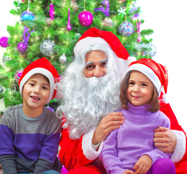 Adorable kids with Santa Claus - Zdjęcie, obraz