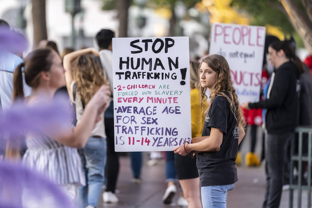07 novembre Arrêter les manifestants contre la traite de personnes
 - Photo, image