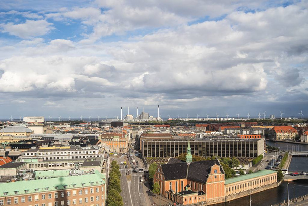 A high angle shot of the beautiful city of Copenhagen in Denmark under the cloudy sky - Zdjęcie, obraz