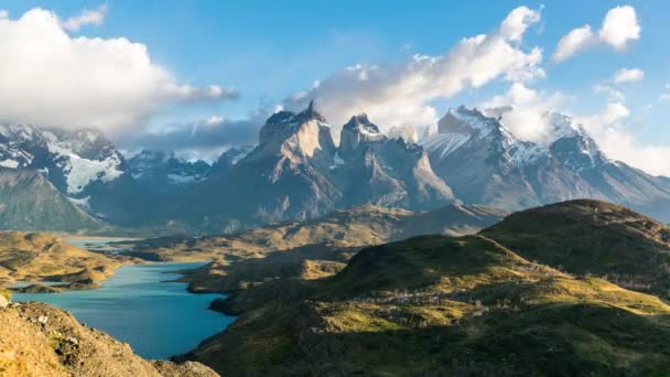 Timelapse näkymä Cuernos del Paine Patagonia, Chile
 - Materiaali, video