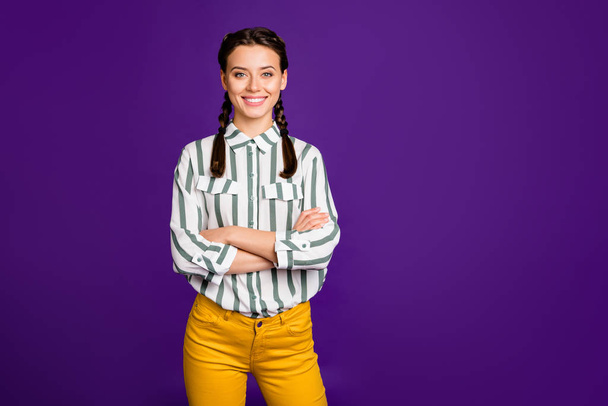 Photo of beautiful business lady holding hands crossed reliable responsible person wear striped shirt yellow trousers isolated purple color background - Valokuva, kuva