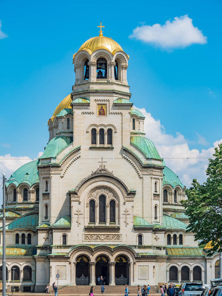 Alexander Nevsky cathedral in Sofia, Bulgaria on a sunny day. - Valokuva, kuva