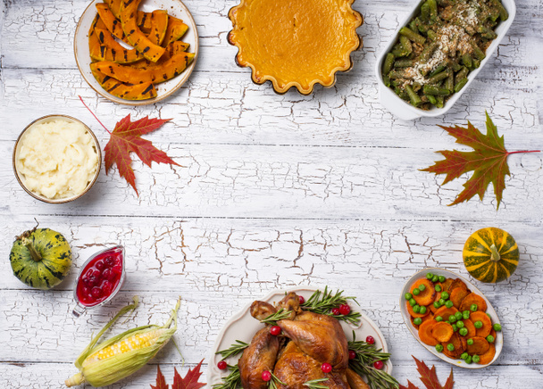 Jour de Thanksgiving traditionnel dîner festif - Photo, image