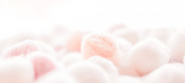 Fond de boules de coton biologique pour la routine matinale, spa cosmeti
 - Photo, image
